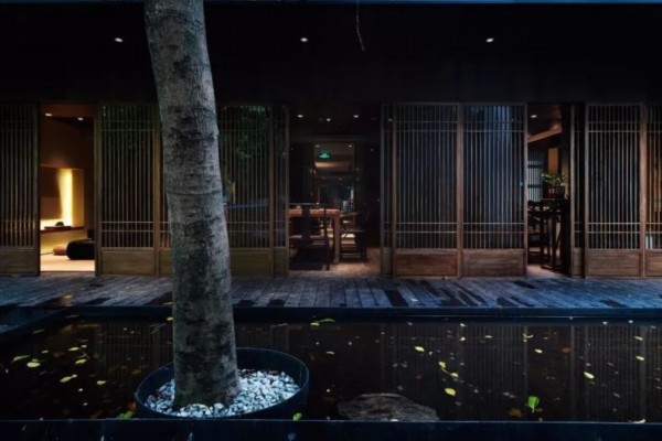 广州夜生活全攻略：揭秘繁华都市的夜晚魅力