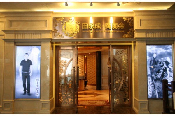 广州佳能95相机评测：专业级摄影体验解析